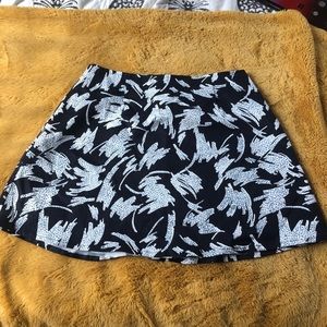 Cute skirt ! Size small !